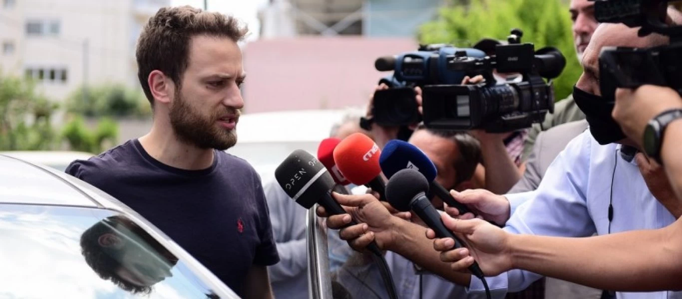 Γλυκά Νερά: Δείτε πώς απαντούσε στα συλλυπητήρια sms φίλων του ο 33χρονος πιλότος (φωτο)